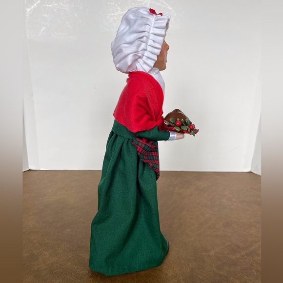 Byer’s Choice Ltd. Mrs. Cratchit 1985 NWT - Picture 4 of 8